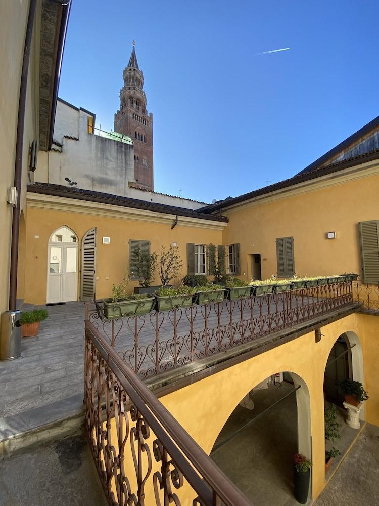 Locanda Torriani Кремона Экстерьер фото